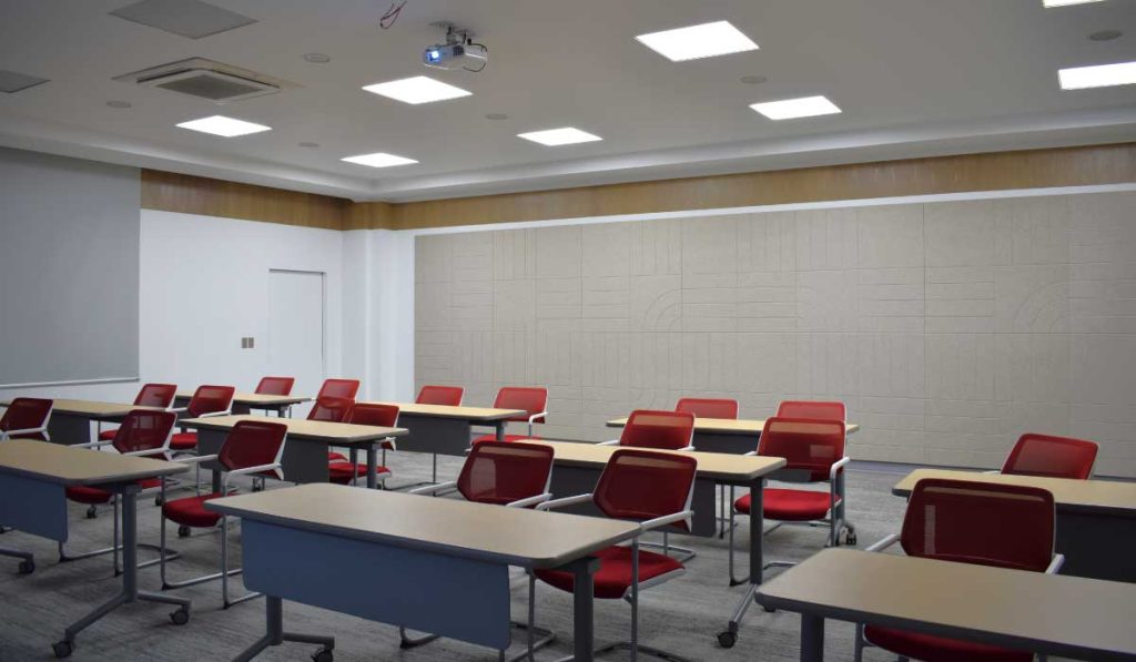 AULAS-ISEADE